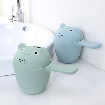 Tasse de shampoing pour le bain de bébé