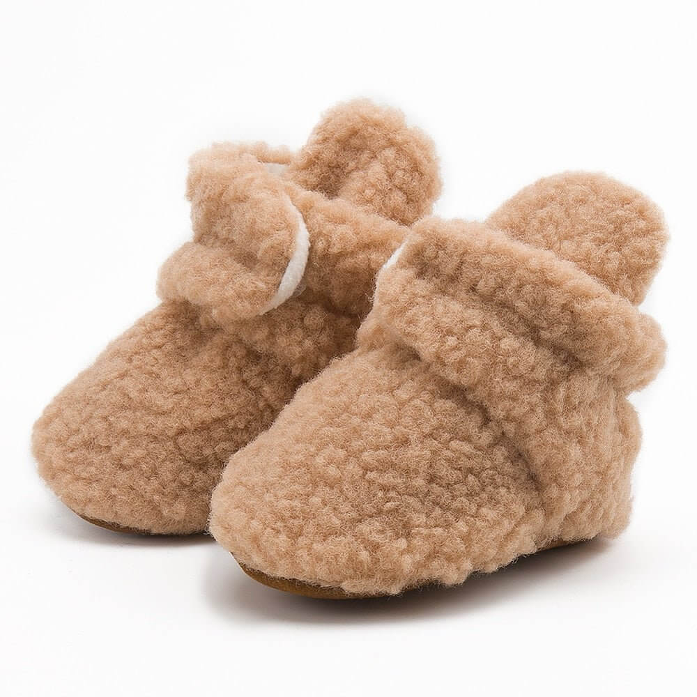 Bottes de bébé moelleuses d'hiver 